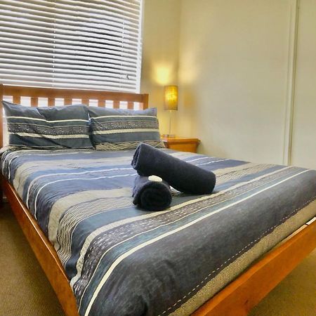 Beach House Opposite Ocean 4 Bed 2 Bathroom With Pool Geraldton Exterior foto